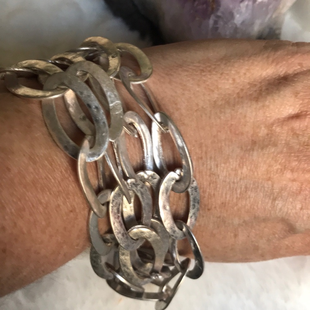 Triple Link Bracelet w/adjustable chain closure